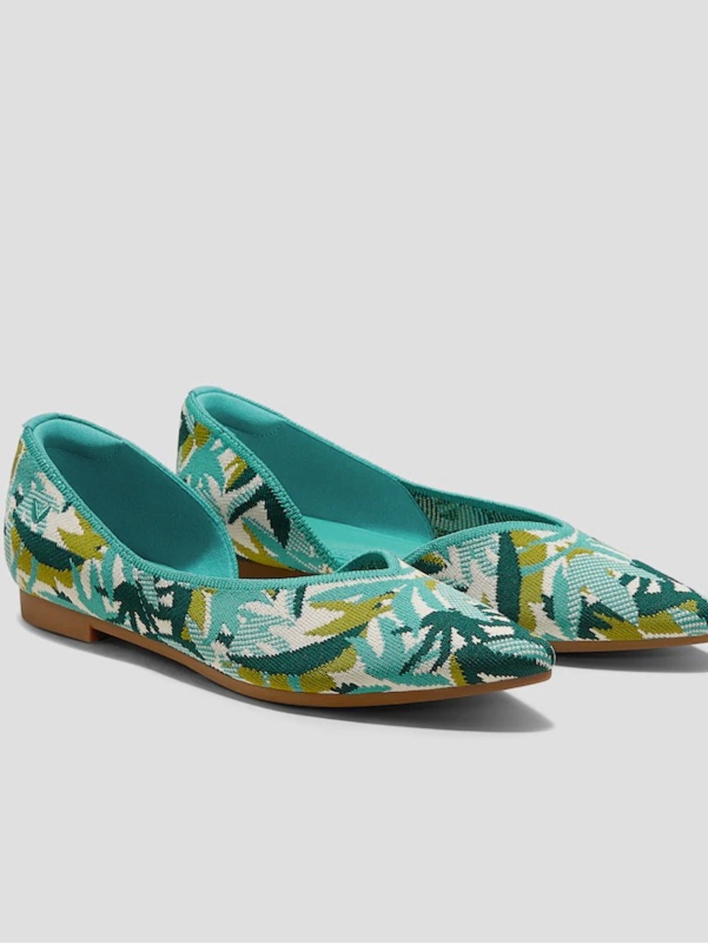VIVAIA Teal Floral Knit Pointed Flats - Teal - Picture 6 of 6